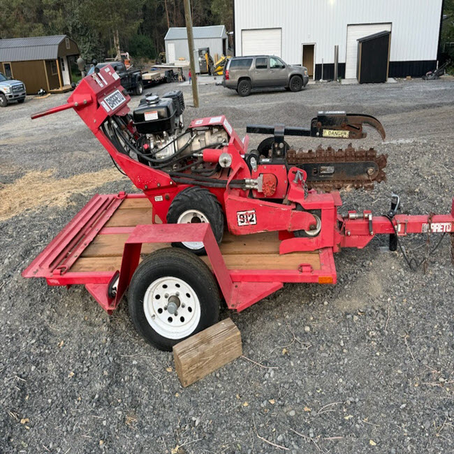 Mini Skid + Trencher hover